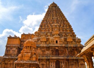 Ove neverovatne građevine u Indiji stare su više od 1000 godina, a njihova lepota je i dalje netaknuta